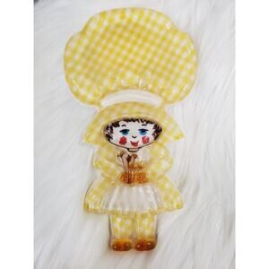 1969 Lucite Spoon Rest Girl Holly Hobbie Yellow Gingham Bonnet Wall Dried Flower